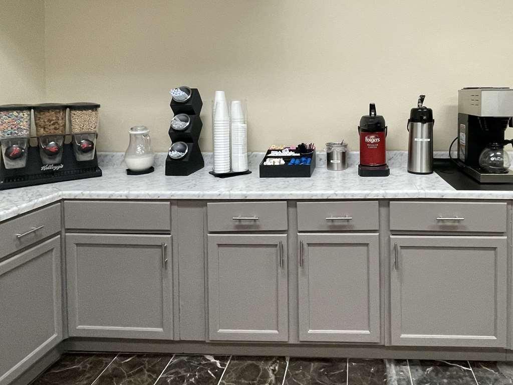 Econo Lodge Inn & Suites Sweetwater I-20 Restoran gambar